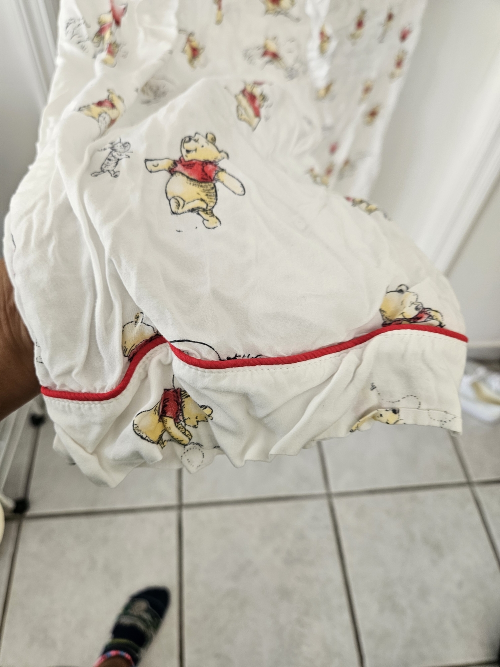 Winnie the Pooh White Pajama Set -XL Disney - Picture 6 of 8